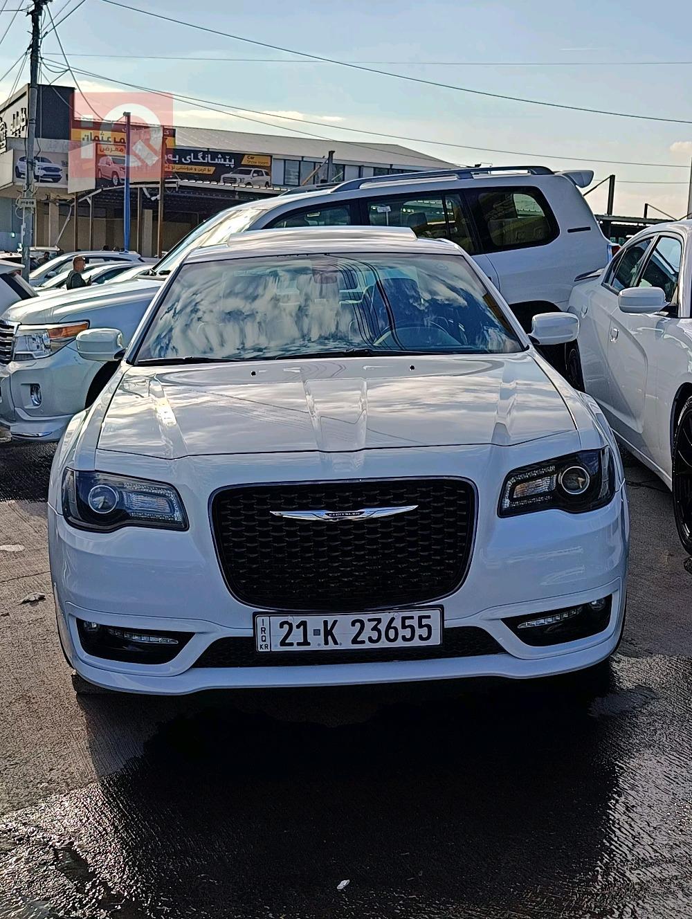 كرايسلر 300